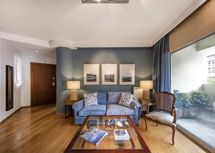 2 Bedroom Flat Next To Acropolis